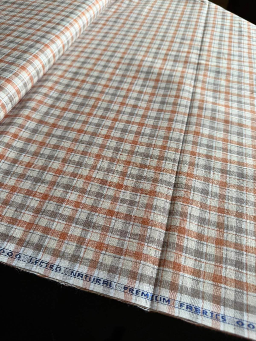 Premium 60 Lea Earth-Tone Plaid Cotton-Linen Blend