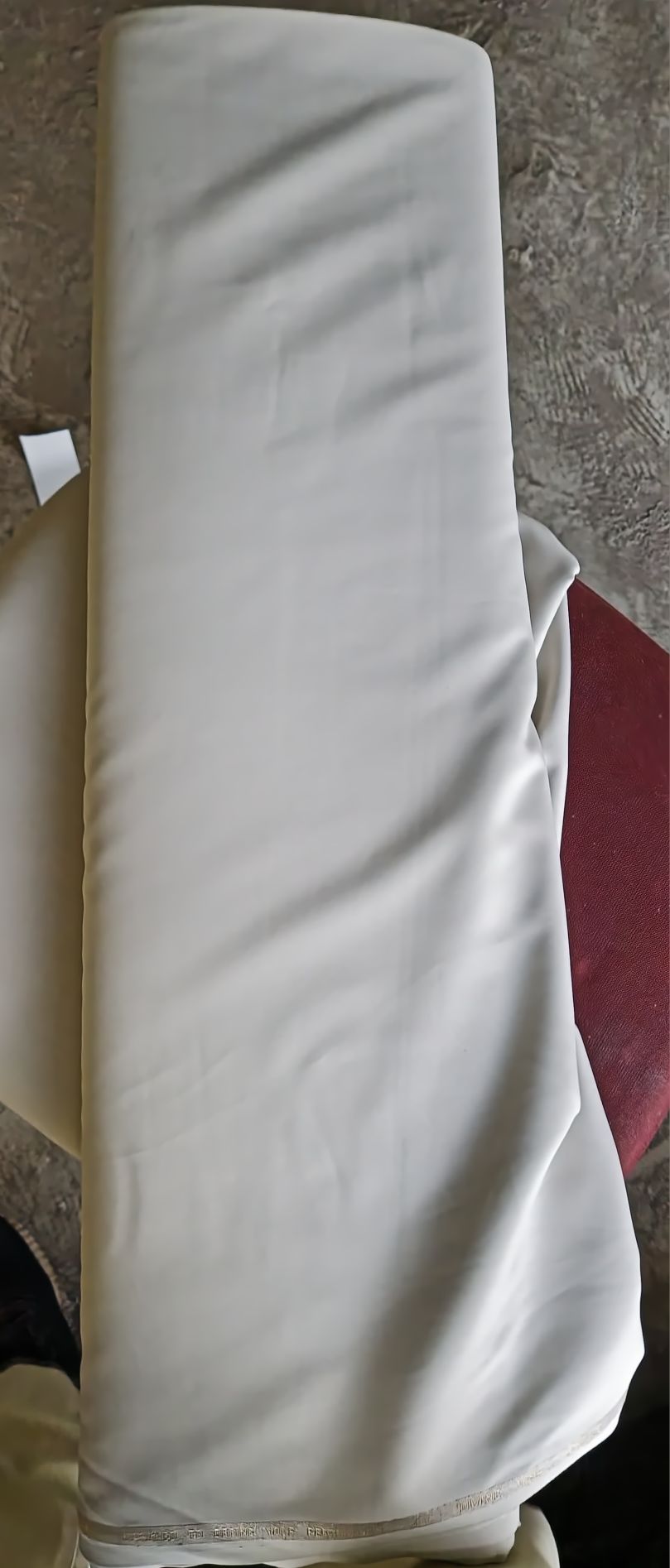 Classic Ivory Suiting Fabric for Bespoke Formal Wear and Ceremonial Attire