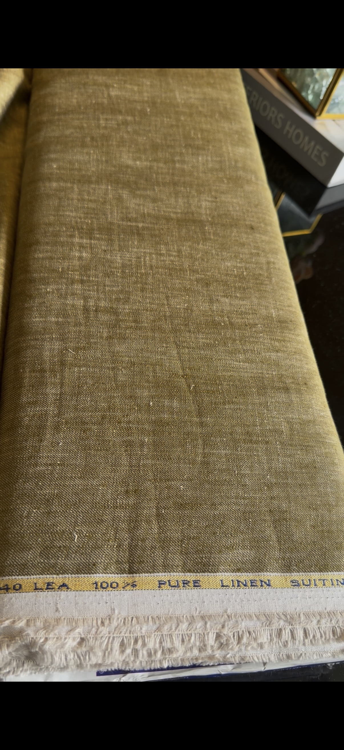 Rich Golden Olive Pure 100% Pure Linen Fabric for Blazers, Jackets and Pants (44 lea) (0% Cotton)
