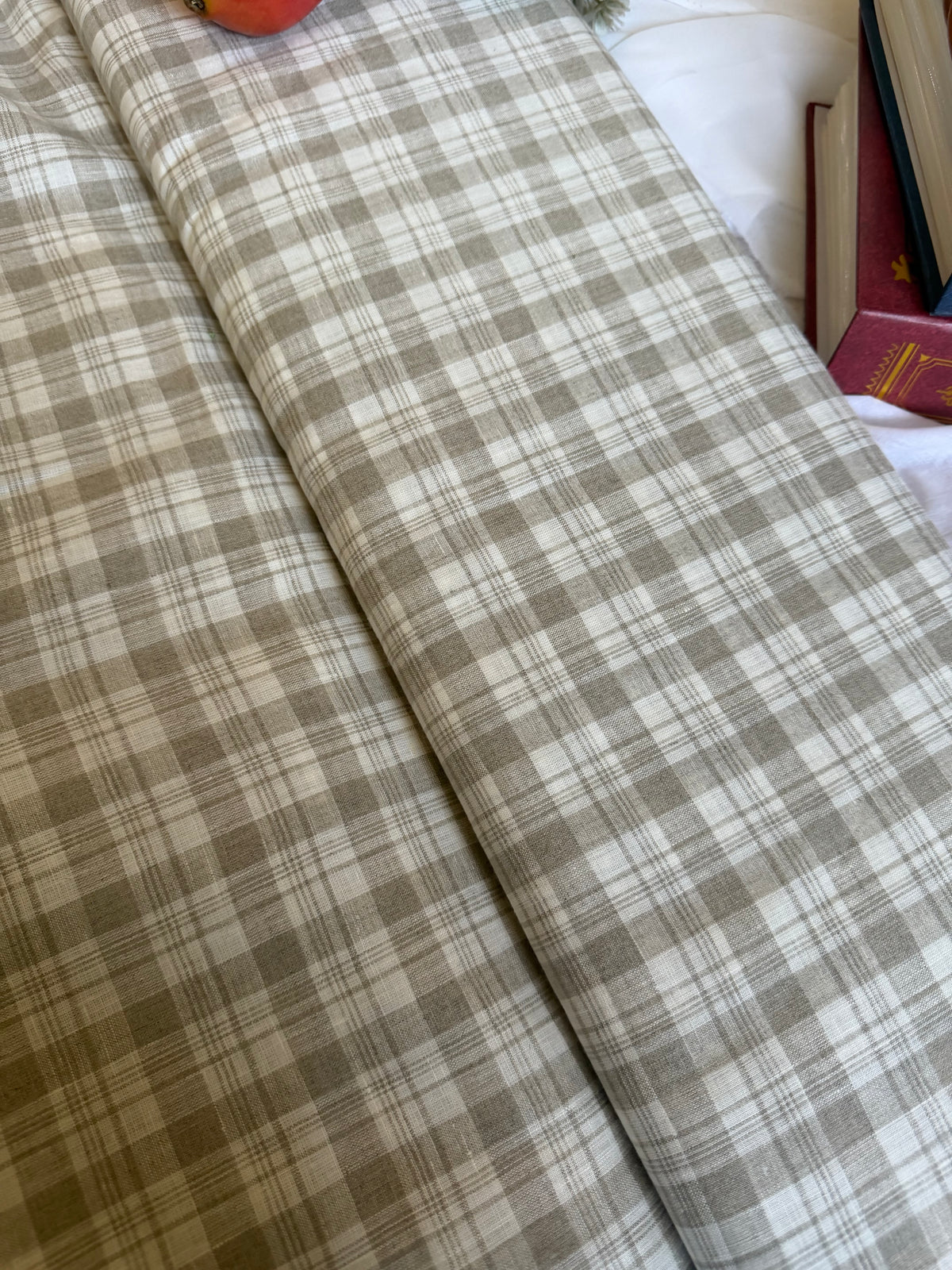 Premium Natural Plaid 100% Pure Linen Fabric – 60 Lea(0% Cotton)