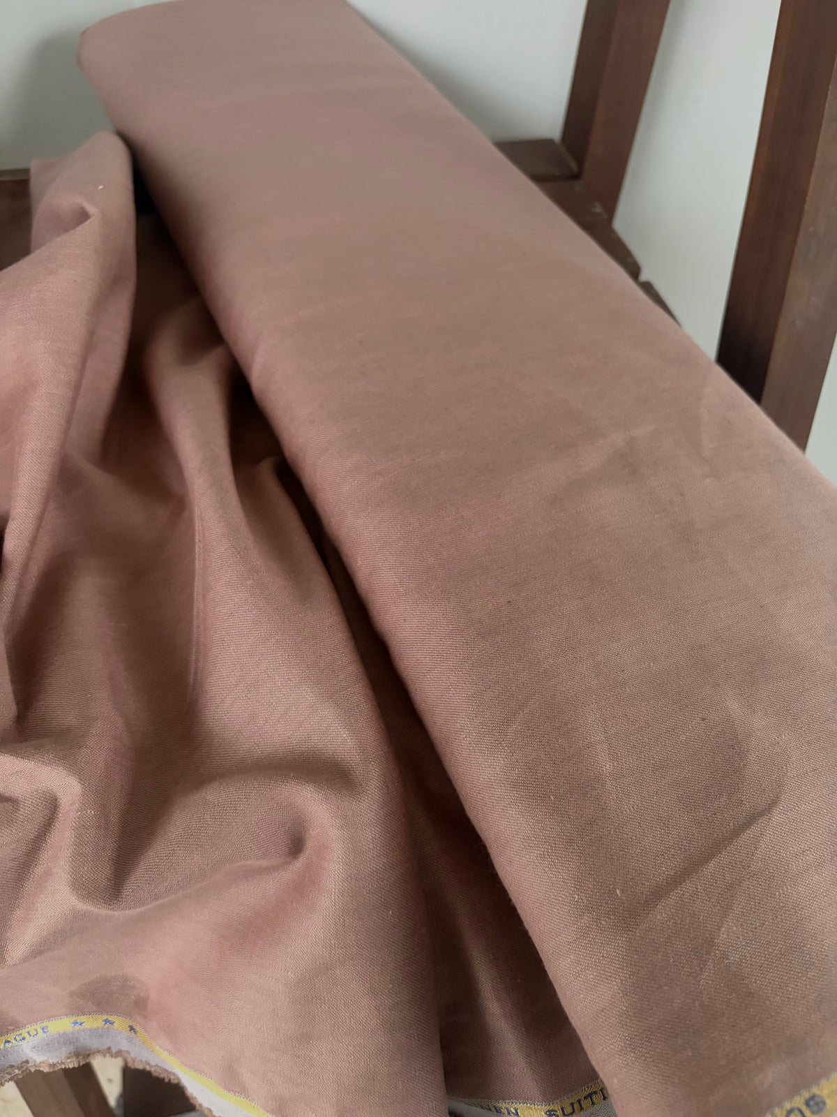 Dusty Rose 100% Pure Linen Fabric for Blazers, Jackets and Pants, 40 Lea - full fabric view