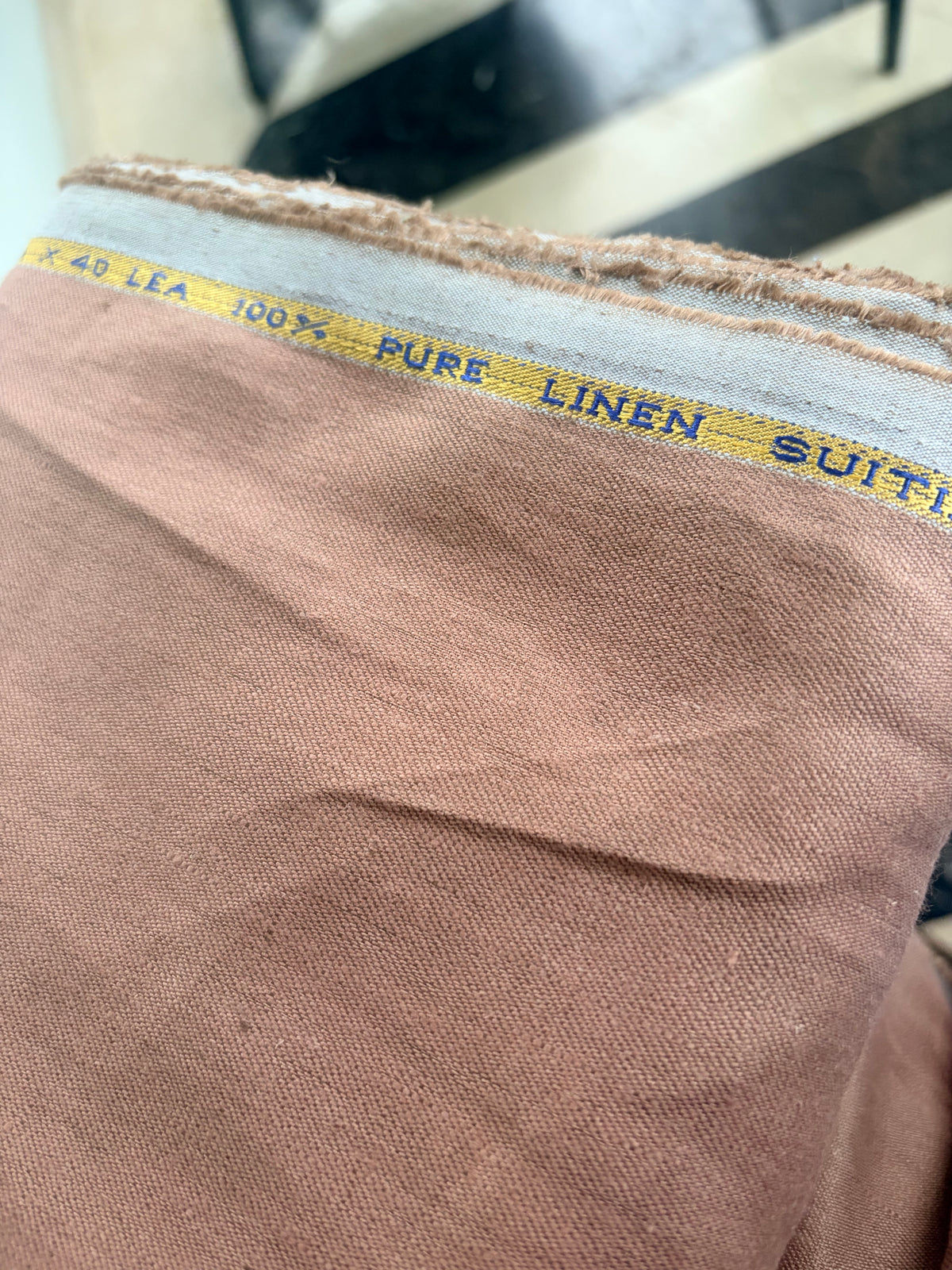 Dusty Rose 100% Pure Linen Fabric for Blazers, Jackets and Pants, 40 Lea - close-up of weave and texture