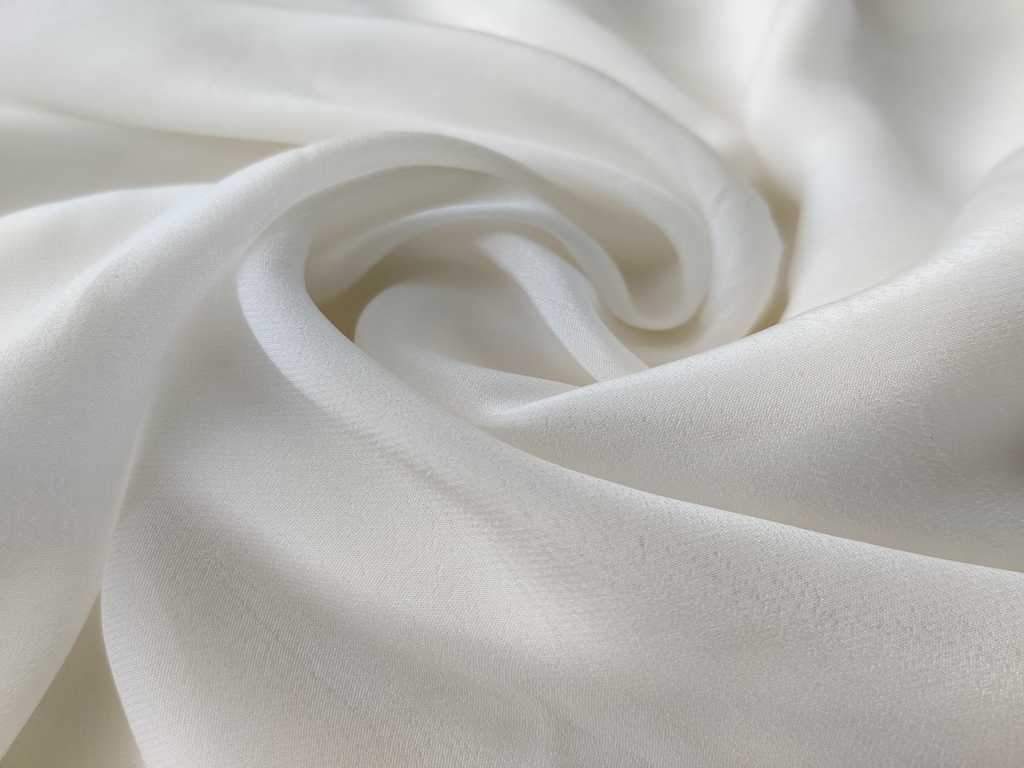 White Dyeable Natural Crepe Fabric
