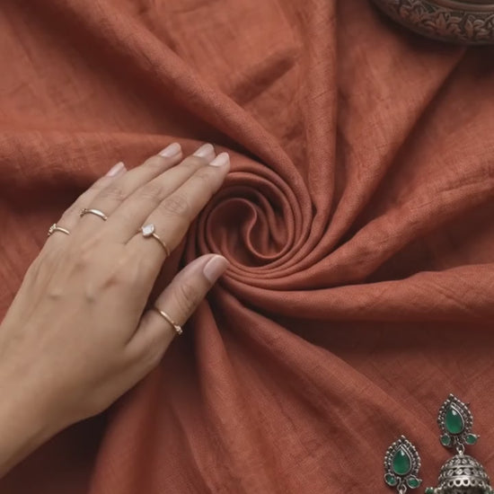 Earth & Tide Chanderi Silk Fabric – video